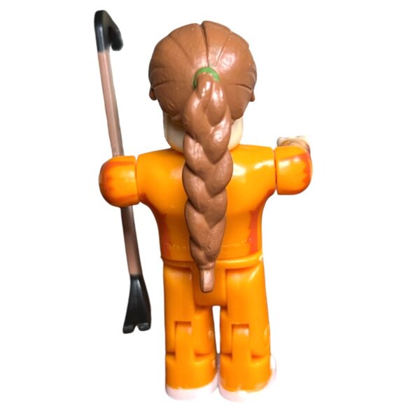 Roblox Jailbreak Inmate Girl with Crowbar No Codes - Picture 4 of 4